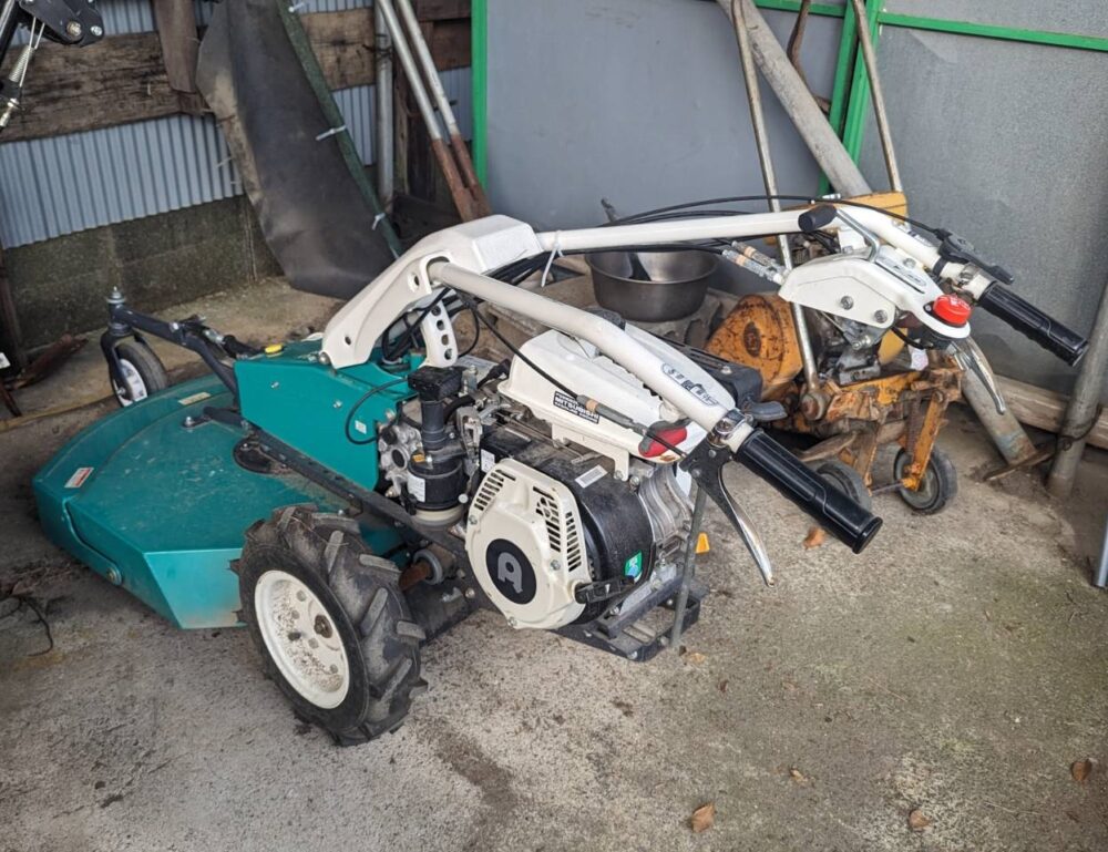 芝刈り機】草も刈れるオーレック ロータリーモア【農機具・耕運機地域 