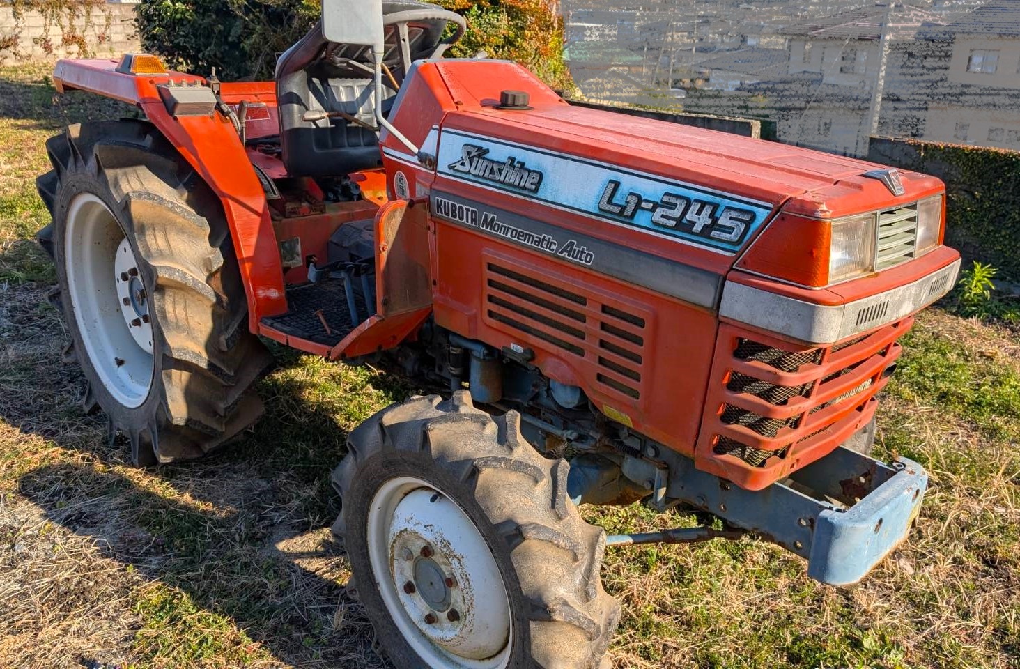 クボタトラクター L1-245 | トラクター・耕運機・コンバインの高価買取 
