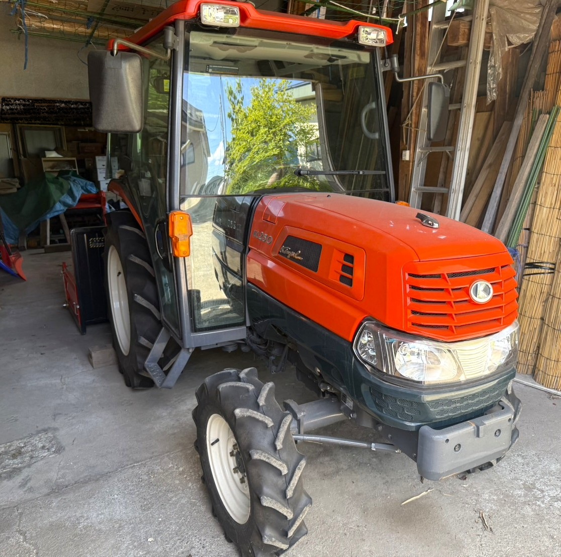 ♬ 貿易￥160000確定！・・トラクタ・・美品・・ヤンマーF155D 【公式 